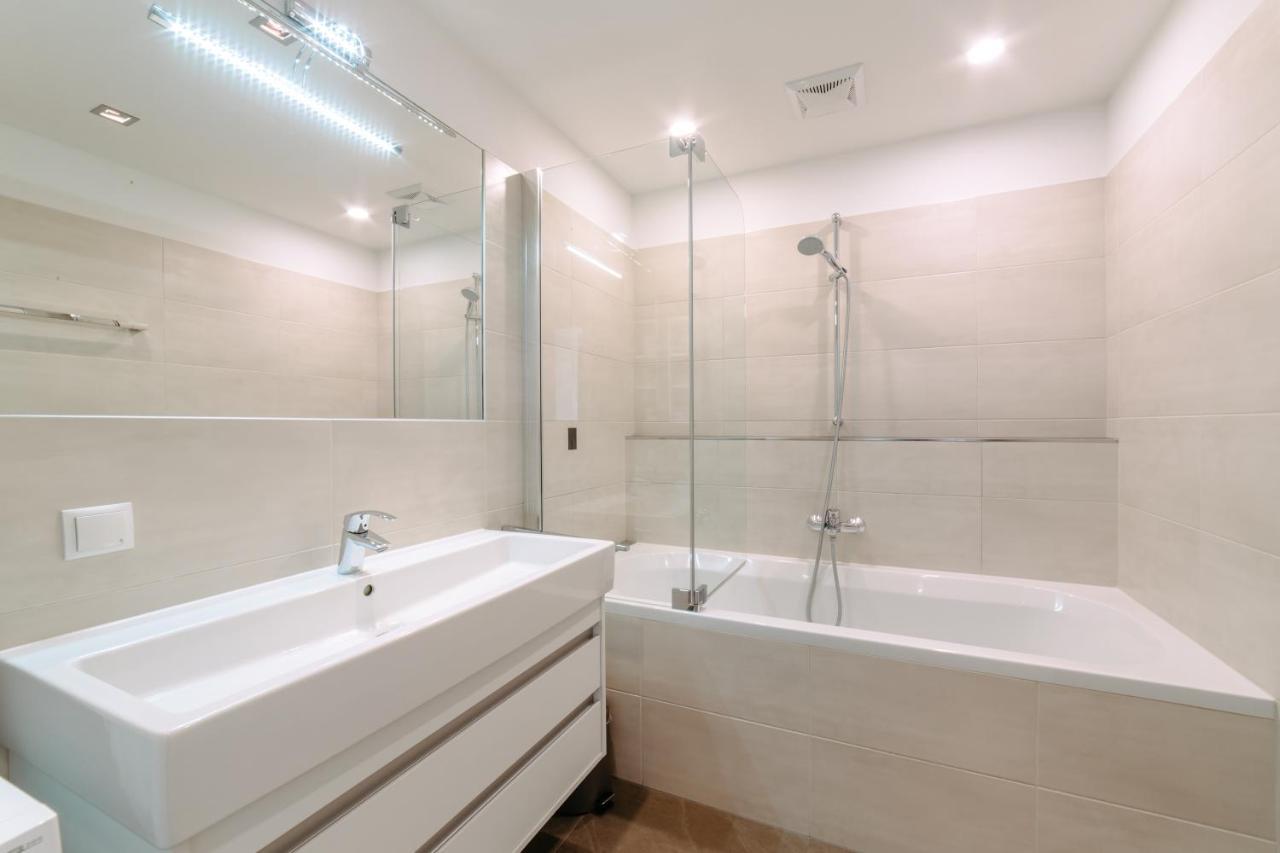 City Apartment Schloss Schonbrunn & Terrace Wien Ngoại thất bức ảnh